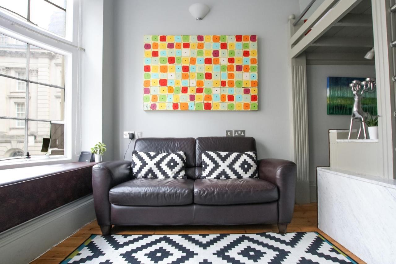 Historic Two Bed Apartment In Heart Of The City Bristol Exterior photo