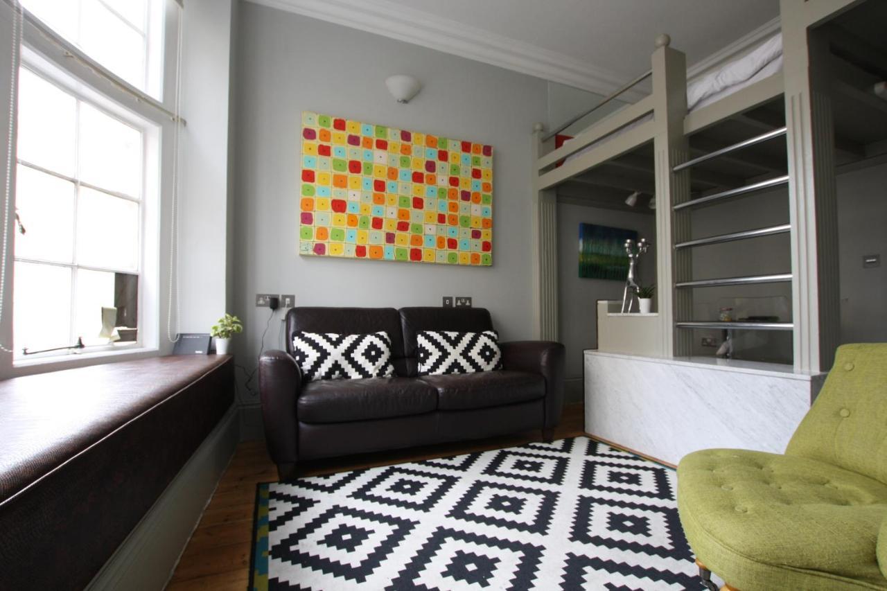 Historic Two Bed Apartment In Heart Of The City Bristol Exterior photo