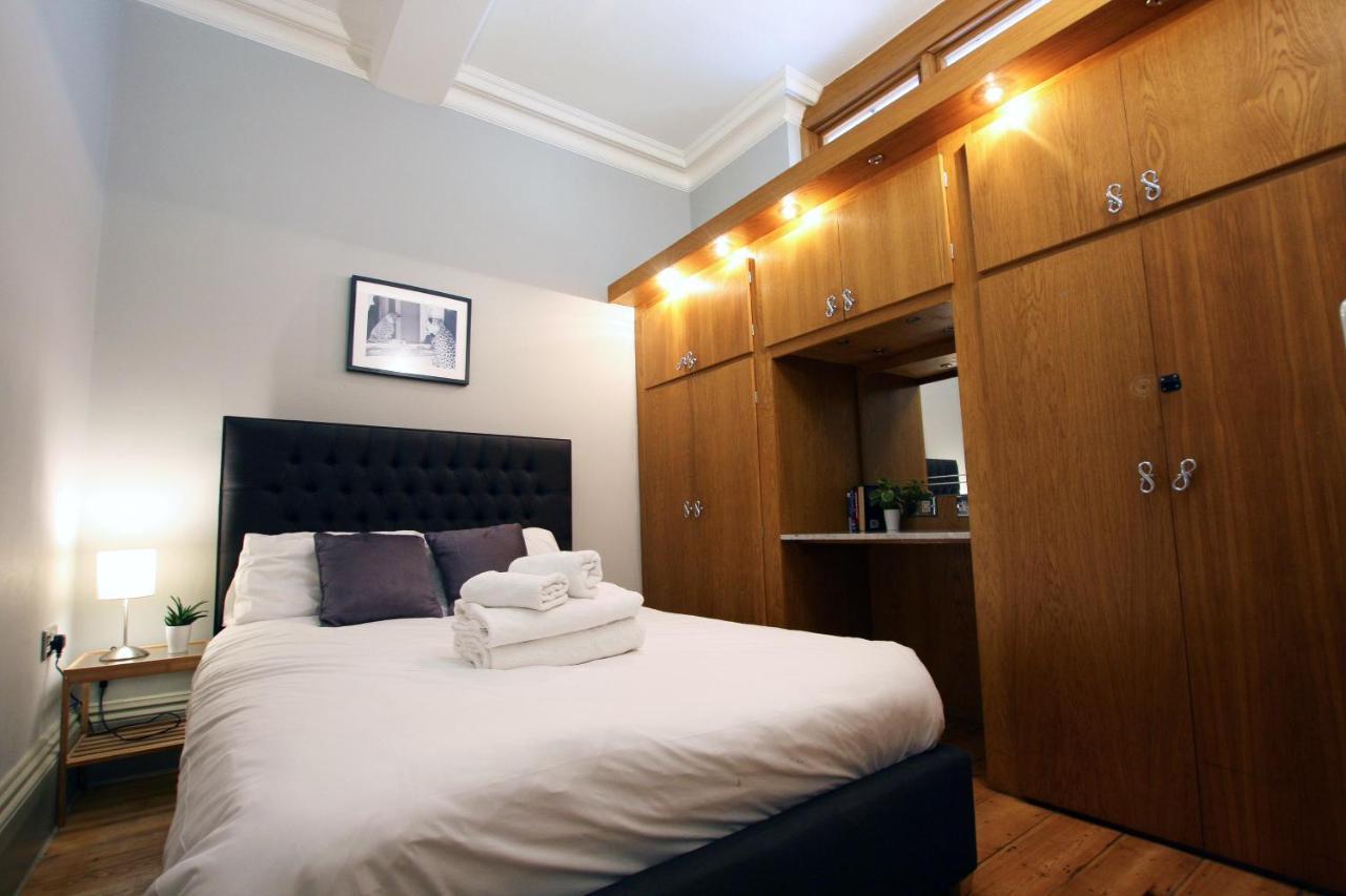 Historic Two Bed Apartment In Heart Of The City Bristol Exterior photo