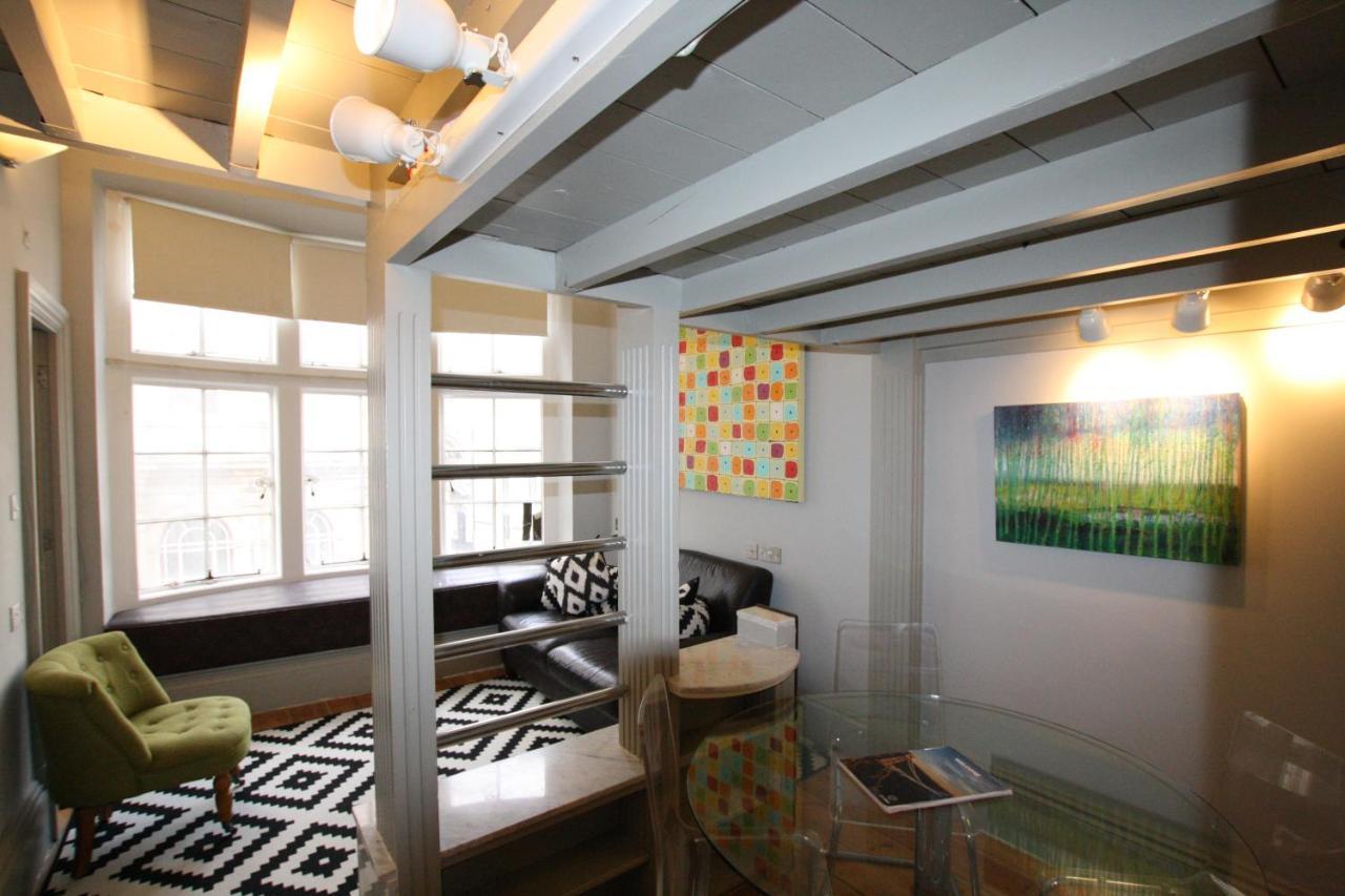 Historic Two Bed Apartment In Heart Of The City Bristol Exterior photo